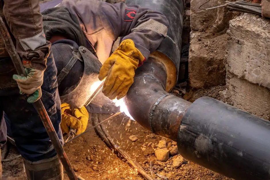 Virginia Beach Pipefitter Plumbing technician on site